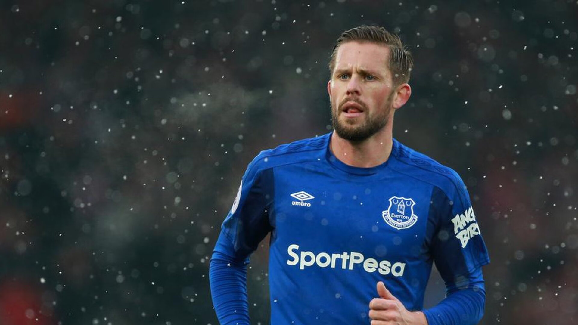 “阿尔希拉尔淘汰曼城,制造最大冷门”